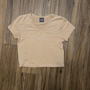 714. Olivia & Rae New York Crop Top Tee Shirt Size Small